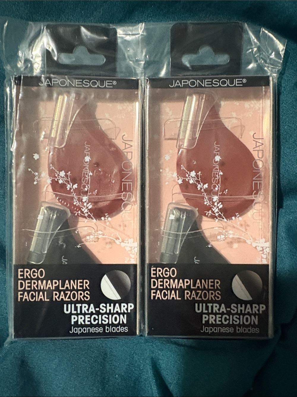 JAPONESQUE Ergo Dermaplaner Facial Razor - Rose Gold/Black (Set of 4)